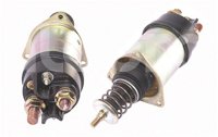 SOLENOIDE DELCO 42MT 24V 4 TERMINALES (DD) CON EMBOLO. Sistema: Delco, WAI: 66-114, Delco: 1115595, 1115601, 1115608, D901A, D912A, Just Parts: D2-6029N, D2-6042, D2-6042N, D2-6045N, D2-6046N, D2-6047, D2-6047N, Unipoint: SNLS-D43, Valley Forge: SS-63 JUST PARTS