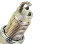 BUJIA NGK ESTANDAR (EQUIVALENTE A EQUIPO ORIGINAL) SEAT ALTEA, CORDOBA, IBIZA, TOLEDO; VOLKSWAGEN BEETLE, BORA, GOLF, JETTA, PASSAT, POINTER, POLO, VENTO, 
MATERIAL DEL NUCLEO DEL ELECTRODO CENTRAL: COBRE, DISEÑO DEL ELECTRODO CENTRAL: ESTANDAR, MATERI DE LA PUNTA DEL ELECTRODO CENTRAL: NIQUEL, TIPO DE TERMINAL ELECTRICO: TUERCA NO EXTRAIBLE, TIPO DE GRADO: REGULAR, CONFIGURACIÓN DE TIERRA: ESTANDAR, MATERIAL DEL NUCLEO DEL ELECTRODO DE TIERRA: COBRE, ELECTRODO DE TIERRA (CANTIDAD): 1, DISEÑO DE LA UNTA DEL ELECTRODO DE TIERRA: ESTANDAR, MATERIAL DE LA PUNTA DEL ELECTRODO DE TIERRA: NIQUEL, TAMAÑO HEXAGONAL: 5/8"", ALTURA DEL AISLADOR: 50.50 MM, RANGO DE CALOR DEL FABRICANTE: 6, CALIBRACION: 0.044"", ALCANCE: 0.75"", RESISTENCIA: 1000.0 OHMS, TIPO DE RESISTENCIA: SI, TIPO DE ASIENTO: PLANO, DIAMETRO DE LA ROSCA: 14.00 MM, LAVADORA INCLUIDA: SI, NGK: ZFR6T-11G, 5960 NGK