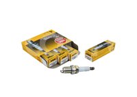 BUJIA NGK PLATINO ACURA MDX, RL, RL VTEC, TL; ALFA ROMEO 159, 166, GTV, SPIDER; AUDI A1, A3, A4, A5, A6, A8, ALLROAD QUATTRO, Q5,Q7, S3, S4, S5, ,S6, S8, TT; BAIC BJ40, X65; BMW 120i, 320i, 323i, 323Ti, 325Ci, 325i, 328i, 330Ci, 330i, 525i, 528i, 530i, 540i, 545i, 645Ci, 650Ci, 740i, 745i, 750i, 750iL, 760Li, M5, X3, X5, Z3, Z4, Z8; CADILLAC CTS; CHEVROLET ASTRA, AVEO, COBALT, CRUZE, SONIC, TRACKER, TRAX, VECTRA; CHRYSLER NEON R/T; DODGE DAKOTA, DURANGO, NEON, NITRO, RAM 1500, RAM 2500, RAM 3500; FAW F1, F4; FIAT STILO; HONDA ACCORD, BR-V, CITY, CIVIC, CR-V, CR-Z, FIT, PASSPORT; JAGUAR XJR; JEEP GRAND CHEROKEE, LIBERTY, WRANGLER; LAND ROVER FREELANDER, LR3, RANGE ROVER; MERCEDES BENZ B200, C200, C230, C55 AMG, CL600, G65, G65 AMG, MAYBACH S600, S500L, S600, S600L, S65 AMG, SL500, SL600, SL65, SL65 AMG, SLK230, SLK320, SLK55 AMG; MINI COOPER, COOPER S; MITSUBISHI ASX, ECLIPSE, L200, LANCER, MONTERO, MONTERO LIMITED; NISSAN APRIO, PLATINA; PEUGEOT 206, 306, 405, 406; PONTIAC G3; PORSCHE 911, 911 CARRERA, BOXSTER, BOXTER; RAM 1500; RENAULT CAPTUR, CLIO, CLIO RS, CLIO SPORT, DUSTER, KANGOO, KANGOO EXPRESS, LAGUNA, LOGAN, MEGANE, OROCH, SANDERO, SANDERO RS, SCENIC, STEPWAY; SAAB 9-3, 9-5; SEAT ALHAMBRA, ALTEA, CORDOBA, FREETRACK, IBIZA, IBIZA CUPRA, IBIZA FR, LEON, LEON CUPRA, LEON CUPRA R, LEON SUPER COPA, TOLEDO; SUBARU LEGACY, OUTBACK; SUZUKI GRAND VITARA, SWIFT, SX4; TOYOTA 4RUNNER, CAMRY, COROLLA, HIGHLANDER, LAND CRUISER, MATRIX, RAV4, SEQUOIA, SIENNA, SOLARA, TUNDRA, VOLKSWAGEN BEETLE, CLASICO, DERBY, OS, EUROVAN, GOL. GOLF, GOLF GTI, GTI, JETTA, PASSAT, PASSAT CC, POLO, SHARAN, TIGUAN, TOUAREG, TRANSPORTER, VAN; VOLVO C70, S40, S60, S80, V40, V70, XC70, XC90, 
PRESENTACION: G-POWER, MATERIAL DEL NUCLEO DEL ELECTRODO CENTRAL: COBRE, DISEÑO DEL ELECTRDO CENTRAL: ALAMBRE FINO, MATERIAL DE LA PUNTA DEL ELECTRODO CENTRAL: PLATINO, TIPO DE TERMINAL ELECTRICO: TUERCA NO EXTRAIBLE, TIPO DE GRADO: REGULAR, CONFIGURACIÓN DE TIERRA: ESTANDAR, MATERIAL DEL NUCLEO DEL ELECTRODO DE TIERRA: NIQUEL, ELECTRODO DEIERRA (CANTIDAD): 1, DISEÑO DE LA PUNTA DEL ELECTRODO DE TIERRA: TRAPEZOIDAL, MATERIAL DE LA PUNTA DEL ELECTRODO DE TIERRA: NIQUEL, TAMAÑO HEXAGONAL: 5/8"", ALTURA DEL AISLADOR: 50.50 MM, RANGO DE CALOR DEL FABRICANTE: 6, CALIBRACION: 0.040"", ALCANCE: 0.75"", RESISTENCIA: 5000.0 OHMS, TIPO DE RESISTENCIA: SI, TIPO DE ASIENTO: PLANO, DIAMETRO DE LA ROSCA: 14.00 MM, LAVADORA INCLUIDA: SI, PROYECCION DE LA PUNTA DEL AISLANTE DEL ECLECTRODO CENTRAL: 3.0 MM, PROYECCION DE LA PUNTA DEL AISLANTE DEL ELECTRODO CENTRAL: 0.12", PROYECCION DEL ELECTRODO CENTRAL: PROYECCION MEDIA, NGK: BKR6EGP, 7092 NGK