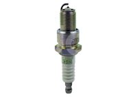 BUJIA NGK PLATINO CHEVROLET CHEVY, CHEVY MONZA, CHEVY PICKUP, CORSA, MERIVA, TORNADO, ZAFIRA; DODGE H-100; FIAT ALBEA, IDEA, PALIO, STRADA; GIANT MOTORS GF70, GF8; VOLKSWAGEN POINTER, VAN, 
PRESENTACION: G-POWER, MATERIAL DEL NUCLEO DEL ELECTRODO CENTRA COBRE, DISEÑO DEL ELECTRODO CENTRAL: ALAMBRE FINO, MATERIAL DE LA PUNTA DEL ELECTRODO CENTRAL: PLATINO, TIPO DE TERMINAL ELECTRICO: TUERCA EXTRAIBLE, TIPO DE GRADO: REGULAR, CONFIGURACIÓN DE TIERRA: ESTANDAR, MATERIAL DEL NUCLEO DEL ELECTRODO DE TIER: NIQUEL, ELECTRODO DE TIERRA (CANTIDAD): 1, DISEÑO DE LA PUNTA DEL ELECTRODO DE TIERRA: TRAPEZOIDAL, MATERIAL DE LA PUNTA DEL ELECTRODO DE TIERRA: NIQUEL, TAMAÑO HEXAGONAL: 13/16"", ALTURA DEL AISLADOR: 55.00 MM, RANGO DE CALOR DEL FABRICANTE: 6, CALIBRACION: 0.040"", ALCANCE: 0.75"", RESISTENCIA: 5000.0 OHMS, TIPO DE RESISTENCIA: SI, TIPO DE ASIENTO: PLANO, DIAMETRO DE LA ROSCA: 14.00 MM, LAVADORA INCLUIDA: SI, NGK: BPR6EGP, 7084 M0087
