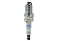 BUJIA NGK ESTANDAR (EQUIVALENTE A EQUIPO ORIGINAL) AUDI Q7, S5, S6, S8; CHEVROLET VECTRA, MERCEDES BENZ C230; SEAT CORDOBA, IBIZA, LEON, TOLEDO; VOLKSWAGEN BEETLE, CLASICO, DERBY, GOLF, GOLF GTI, JETTA, PASSAT, POLO, TRANSPORTER, VAN; VOLVO S60, V70, 
MERIAL DEL NUCLEO DEL ELECTRODO CENTRAL: COBRE, DISEÑO DEL ELECTRODO CENTRAL: ESTANDAR, MATERIAL DE LA PUNTA DEL ELECTRODO CENTRAL: NIQUEL, TIPO DE TERMINAL ELECTRICO: TUERCA NO EXTRAIBLE, TIPO DE GRADO: REGULAR, CONFIGURACIÓN DE TIERRA: DESCARGA SEMISERFICIAL, MATERIAL DEL NUCLEO DEL ELECTRODO DE TIERRA: NIQUEL, ELECTRODO DE TIERRA (CANTIDAD): 3, DISEÑO DE LA PUNTA DEL ELECTRODO DE TIERRA: DESCARGA SEMISUPERFICIAL, MATERIAL DE LA PUNTA DEL ELECTRODO DE TIERRA: NIQUEL, TAMAÑO HEXAGONAL: 5/8"", ALTURA DEL AISLADOR: 50.50 MM, RANGO DE CALOR DEL FABRICANTE: 6, CALIBRACION: 0.040"", ALCANCE: 0.75"", RESISTENCIA: 1000.0 OHMS, TIPO DE RESISTENCIA: SI, TIPO DE ASIENTO: PLANO, DIAMETRO DE LA ROSCA: 14.00 MM, LAVADORA INCLUIDA: SI, NGK: BKUR6ET-10, 4295 NGK