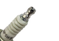 BUJIA NGK ESTANDAR (EQUIVALENTE A EQUIPO ORIGINAL) RENAULT R-10, R-12, R-5, R-8; VOLKSWAGEN BRASILIA, COMBI, SEDAN, NGK: BP5HS, 2595 NGK