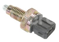 INTERRUPTOR DE REVERSA VW GOLF, JETTA 88-02, FORD NA 2 X 21 LAMPARAS, Standard: LS291, Wells: RB420, VW: 020941521A; Ford: 547-941-521, Siemens: D22150, 250000127971 VDO-CONTINENTAL