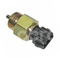 INTERRUPTOR DE REVERSA VW POINTER 00-04 , VW: 013945415 IMPORTACION