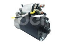 MARCHA WAI REMAN FORD CROWN VICTORIA V8 4.6L 1992-2006, 2008-2011, E-150 ECONOLINE V6 4.2L 2001-2002, E-150 ECONOLINE V8 4.6L 1997-1999, E-150 ECONOLINE V8 5.4L 1998-2002, E-250 ECONOLINE V6 4.2L 2001-2002, E-250 ECONOLINE V8 4.6L 2001-2002, E-250 ECONOLINE V8 5.4L 1997-1999, 2001-2002, EXPEDITION V8 4.6L 1997-1998, EXPEDITION V8 5.4L 1997-1998, 2013-2014, F-150 V6 4.2L 1998, F-150 V6 4.9L 1997, F-250 V8 4.6L 1998, F-250 SUPER DUTY V8 4.6L 2010, 2013-2014, F-250 SUPER DUTY V8 6.7L 2010, 2013-2019, F-350 SUPER DUTY V8 5.4L 2009-2010, F-350 SUPER DUTY V8 6.2L 2013-2019, F-450 SUPER DUTY V8 6.7L 2013-2019, F-450 SUPER DUTY V10 6.8L 2013-2019, F-550 SUPER DUTY V8 6.7L 2013-2019, F-550 SUPER DUTY V10 6.8L 2013-2019, MUSTANG V8 4.6L 1996-1997, 1999-2004, THUNDERBIRD V8 4.6L 1994-1996; LINCOLN NAVIGATOR V8 5.4L 1998, 2013-2014, TOWN CAR V8 4.6L 1992-1997, 1999-2008, MERCURY COUGAR V8 4.6L 1994-1997, GRAND MARQUIS V8 4.6L 1992-2004, GRAND MARQUIS V8 5.0L 1992 
SISTEMA: FORD, VOLTAJE: 12V, POTENCIA: 1.4KW, DIENTES: 12, ROTACION: CW, SERIE: PMGR
FORD: F2VU-11000-AC, F2VU-11000-AD, F2VY-11002-A, F2VY-11002-ARM, F3LU-11000-AA, F3LY-11002-A, F3LY-11002-ARM, F4LU-11000-AA. REMY: 25521, 97122, P3221S, 28662, WAI: 3267R WAI
