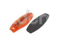 PLAFON LATERAL AMBAR 3 LEDS, ABS BLANCO, FUNCION: FIJA, MICA: HELIPTICA AYCO DE 3 OPTICAS, VOLTAJE: 12/24V, AMPERS: 0.060, MATERIAL: PMMA/ABS, FMVSS: P2/P3, LUMENS: 30, DIMIESIONES: (LARGO: 115MM, ANCHO: 41MM, PROFUNDIDAD: 24MM) TROGRIM: PL-164BB-AY-A TROGRIM