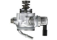 BOMBA GASOLINA ALTA PRESION MAZDA 3 L4 2014-2018, CX-3 L4 2016-2018, CONECTOR DE GENERO: MASCULINO, FORMA DEL CONECTOR: RECTANGULO, EJE DE TRANSMISION INCLUIDO: NO, FILTRO INCLUIDO: NO, TIPO DE COMBUSTIBLE: GAS, JUNTA O SELLO INCLUIDO: SI, TIPO DE GRADO: REEMPLAZO ESTANDAR, COLOR DE LA CARCASA: PLATA, MATERIAL DE LA CARCASA: METAL, EN TANQUE O EXTERNO: EXTERNO, DIAMETRO EXTERIOR DE ENTRADA: 0.313 PULGADAS, CANTIDAD DE ENTRADA: 1, TIPO DE ENTRADA: CONEXION RAPIDA, HARDWARE DE MONTAJE INCLUIDO: NO, TIPO DE MONTAJE: MOTOR, CANTIDAD DE SALIDA: 2, TIPO DE SALIDA: ROSCADO, TIPO DE BOMBA: MECANICO, GENERO TERMINAL: MASCULINO, CANTIDAD TERMINAL: 2, TIPO DE TERMINAL: CUCHILLA, ARNES DE CABLEADO INCLUIDO: NO, DELPHI: HM10100-11B1 DELPHI