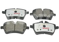 BALATA DELANTERA MINI COOPER, S, 1.6L 16V 06-09. BOSCH: F03B0501658HK, NO. CORTO BOSCH: BN 1204, FMSI: 8324-D1204 (BALATA CERAMICA) BOSCH