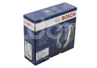 ZAPATA BOSCH AZUL CHEVROLET SONIC L4 1.4L 2014-2016, SONIC L4 1.6L 2012-2013, 2017-2018, TRAX L4 1.4L 2013-2015, TRAX L4 1.8L 2016-2020, 
SENSOR ELECTRONICO: NO, INCLUYE SHIM: SI, INCLUYE HERRAJES: NO, FORMULA: SEMI-METALICA, POSICION: TRASERA, FMSI: S1011, D-PLATE: S1011, BOSCH CORTO: BS1011, BOSCH: F03BB10653 BOSCH