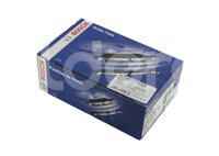 BALATA BOSCH AZUL DODGE RAM 1500 V6 3.7L 2004, RAM 2500 V8 4.7L 2003, RAM 2500 V8 5.2L 2001-2002, RAM 3500 V8 5.9L 2001-2002; FORD EXPEDITION V8 4.6L 1997-2002, F-150 V6 4.2L 1999-2003, F-250 V8 4.6L 1998-1999, LOBO V8 5.4L 1999, LINCOLN NAVIGATOR V8 5.4L 1998-2002, 
SENSOR ELECTRONICO: NO, INCLUYE SHIM: SI, INCLUYE HERRAJES: SI, FORMULA: CERAMICA, POSICION: DELANTERA, FMSI: 7576-D702, D-PLATE: D702, BOSCH CORTO: BE702H, BOSCH: F03B175365 BOSCH