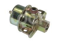 REGULADOR DE PRESION DE COMBUSTIBLE (PRE) CHRYSLER RT/TURBOS 4CIL. 89-94, NEW YORKER TURBO, PHANTOM TURBO, SHADOW GTS, 89-99 L4 2.5; RAMCO: RA-FPR1040; HELLA: 21100 HELLA
