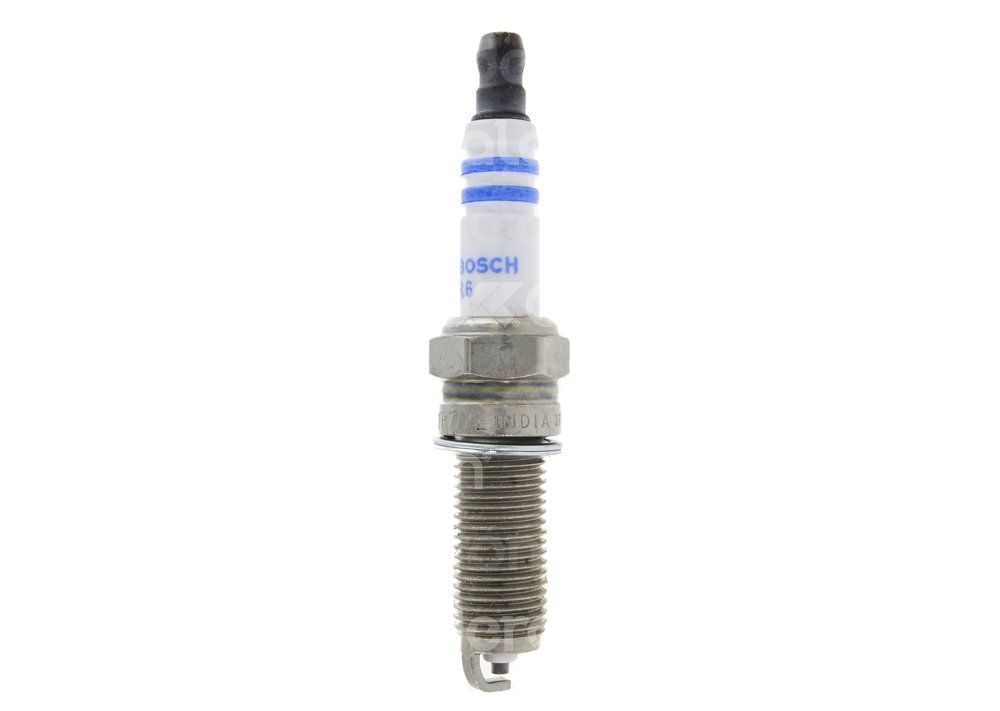BUJIA SUPER + CHEVROLET AVEO L4 1.5L 2018-2021 TAMAÑO TUERCA: 16MM, NÚMERO ELECTRODOS: 1, CALIBRACIÓN: 0.70MM FORMULA: YR7ME, NÚMERO CORTO: 8163, NÚMERO VIGENTE: 0242135545 BOSCH