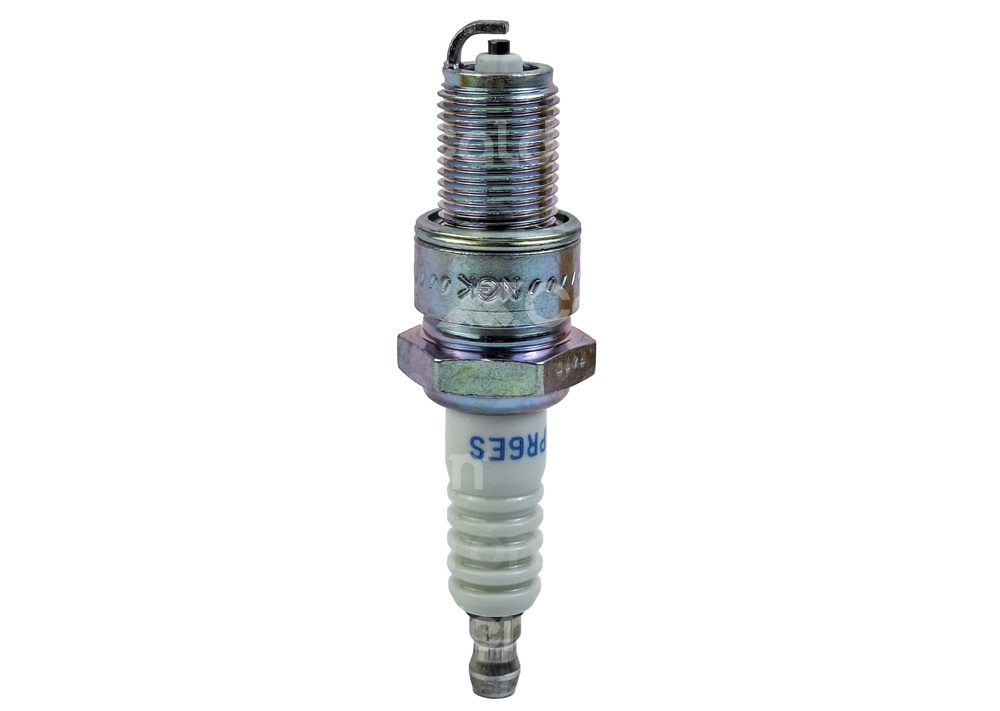 BUJIA NGK ESTANDAR (EQUIVALENTE A EQUIPO ORIGINAL) CHEVROLET CHEVY, CHEVY C2, CHEVI MONZA, CHEVY PICKUP, CHEVY POP, CORSA, TORNADO, TRACKER; FIAT IDEA ADVENTURE, PALIO, STRADA ADVENTURE; GIANT MOTORS GF70, GF8; VOLKSWAGEN GOLF, JETTA, 
MATERIAL DEL NUCL DEL ELECTRODO CENTRAL: COBRE, DISEÑO DEL ELECTRODO CENTRAL: ESTANDAR, MATERIAL DE LA PUNTA DEL ELECTRODO CENTRAL: NIQUEL, TIPO DE TERMINAL ELECTRICO: TUERCA EXTRAIBLE, TIPO DE GRADO: REGULAR, CONFIGURACIÓN DE TIERRA: ESTANDAR, MATERIAL DEL NUCLEO DELLECTRODO DE TIERRA: NIQUEL, ELECTRODO DE TIERRA (CANTIDAD): 1, DISEÑO DE LA PUNTA DEL ELECTRODO DE TIERRA: ESTANDAR, MATERIAL DE LA PUNTA DEL ELECTRODO DE TIERRA: NIQUEL, TAMAÑO HEXAGONAL: 13/16"", ALTURA DEL AISLADOR: 55.00 MM, RANGO DE CALOR DEL FABRICANTE: 6, CALIBRACION: 0.036"", ALCANCE: 0.75"", RESISTENCIA: 5000.0 OHMS, TIPO DE RESISTENCIA: SI, TIPO DE ASIENTO: PLANO, DIAMETRO DE LA ROSCA: 14.00 MM, LAVADORA INCLUIDA: SI, NGK: BPR6ES, 2606 M0087