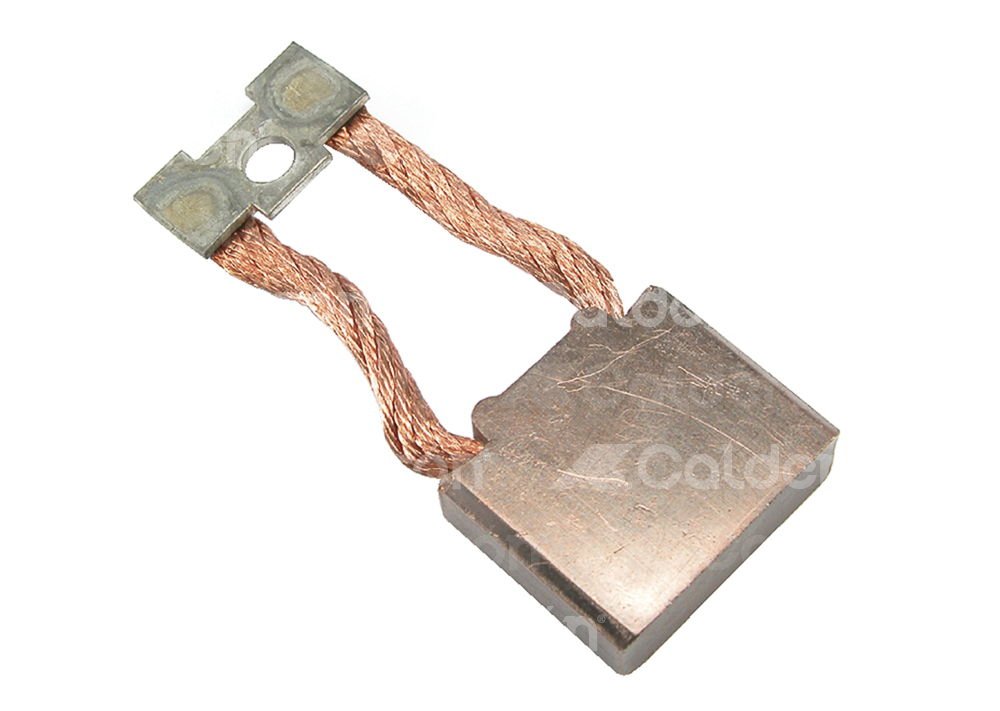 CARBON JOHN DEERE NIPPONDENSO, DENSO. SISTEMA: NIPPONDENSO, DENSO. MEDIDAS: 9mm T x 30mm W x 24mm L x 38mm LL. No. WAI: 68-8224; SEC NR: 10571304; Ref. C61 DONON