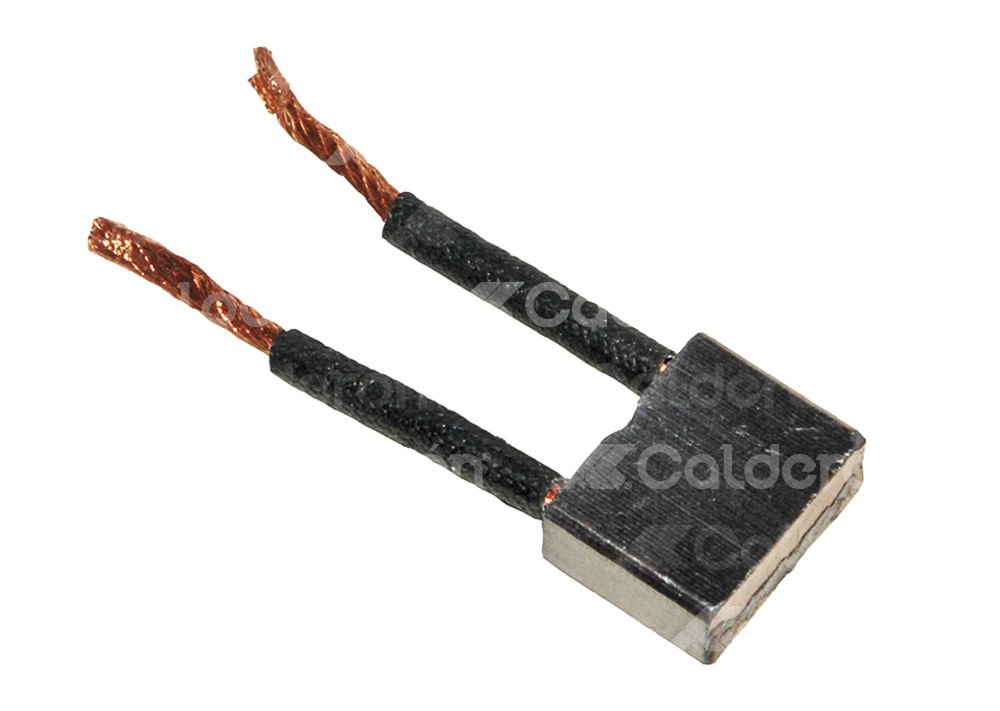 CARBON RENAULT R5 (-) IMPORTACION. SISTEMA: PARIS RHONE. MEDIDAS: 7mm T x 18mm W x 15.5mm L x 64mm LL. No. WAI: 68-9425; SEC NR: 10390264; Ref. CM20-PRB DONON