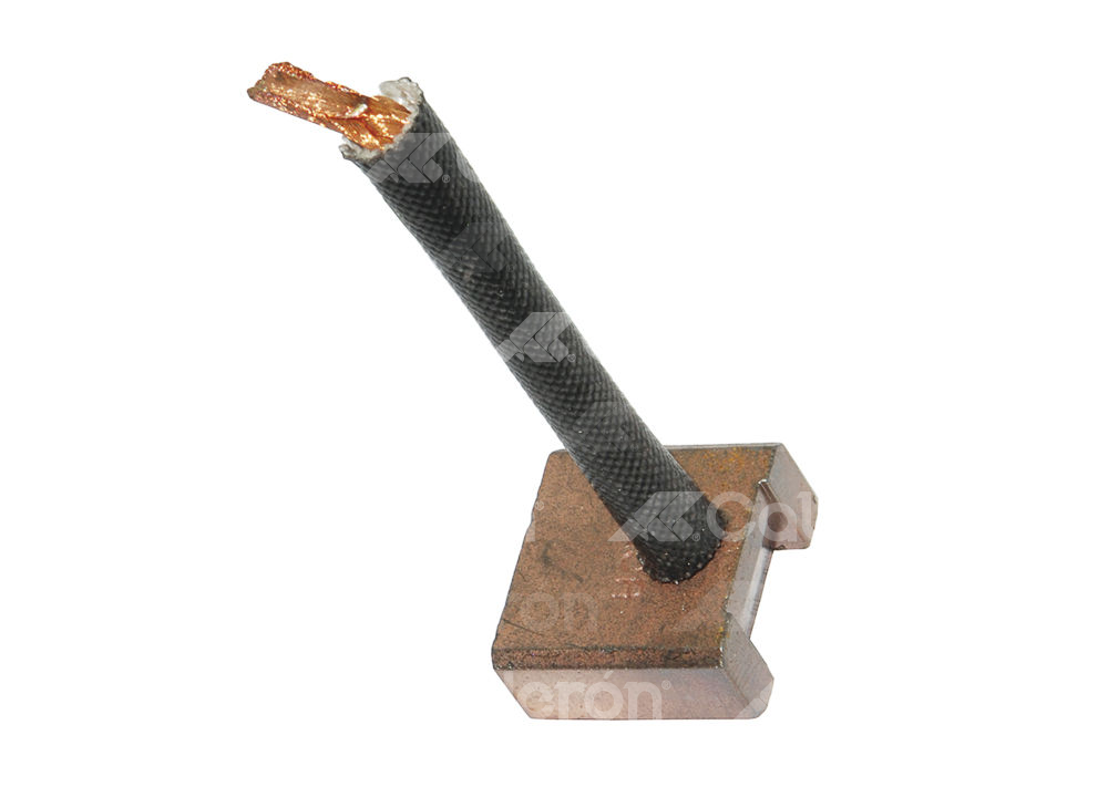 CARBON FORD OSGR 12V,  3.0-3.5kW, 6.0/7.3L DIESEL 2002, 2003, 2004, 2005, 2006. SISTEMA: FORD. MEDIDAS: 8.5mm T x 19mm W x 18mm L x 51mm LL. No. WAI: 68-225, SEC NR: 10571275; REF. MARCHA: FORD 2C3T-11000-AA, 2C3T-11000-AB, 2C3Z-11002-AA, 3C3U-11000-AB, 3C3U-11000-AC, 3C3Z-11002-AA M0034