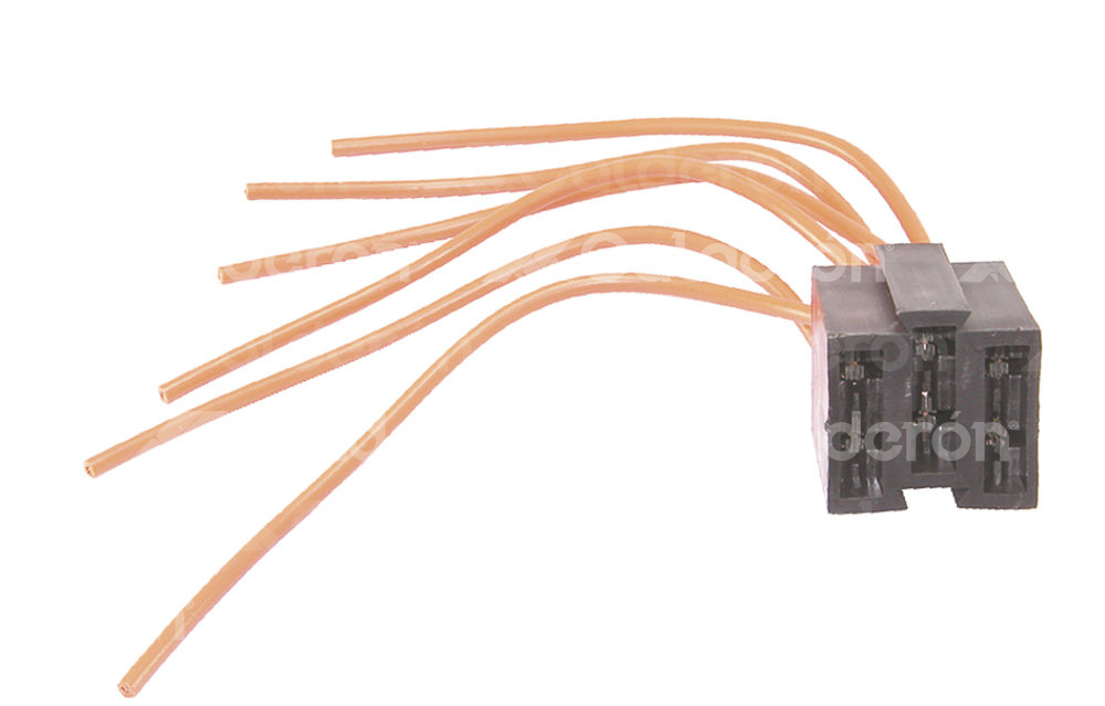 PORTA FUSIBLE CLAVIJA TRIPLE CALIBRE 16  GM70 M0051