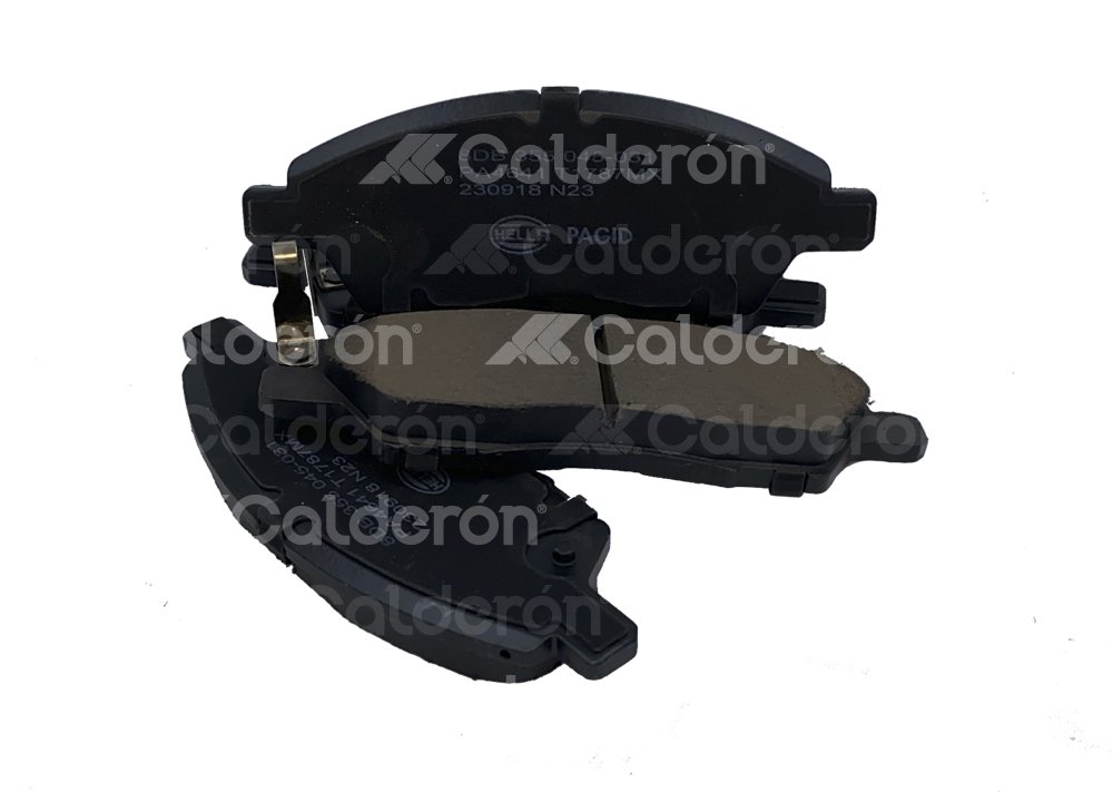 BALATA HELLA MARCH 2012-2022, NOTE 2014-2019, VERSA 2011-2019, V-DRIVE 2020-2022, EJE: DELANTERO, FORMULA: LOW METAL (BAJOS METALES), ANCHO: 138.8MM, ALTURA: 48.4MM, ESPESOR: 14MM, PESO: 1.2KG, CON AVISADOR ACUSTICO DE DESGASTE, NUMERO DE INDICADORES DE DESGASTE (POR EJE): 2, SISTEMA DE FRENOS: AKEBONO, NUMERO DE USO: 24724, 24725, 24726, FMSI: 8804-D1592, HELLA: T1787MX, 8DB355045-031, 355045031 HELLA