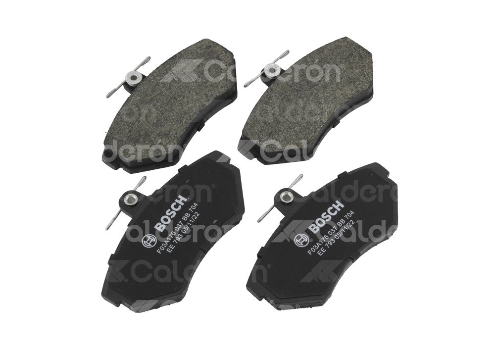 BALATA BOSCH AZUL VOLKSWAGEN CABRIO L4 2.0L 1997-2002, GOLF L4 2.0L 1997-1998, JETTA L4 1.8L 1997-1999, 
SENSOR ELECTRONICO: NO, INCLUYE SHIM: SI, INCLUYE HERRAJES: NO, FORMULA: SEMI-METALICA, POSICION: DELANTERA, FMSI: 7578-D704, D-PLATE: D704, BOSCH CORTO: BB704, BOSCH: F03A176037 BOSCH